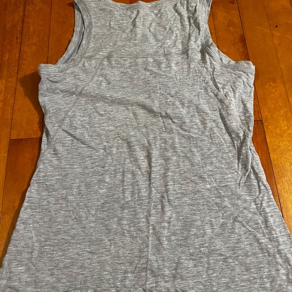 Reebok Workout Tank - Picture 2 of 2